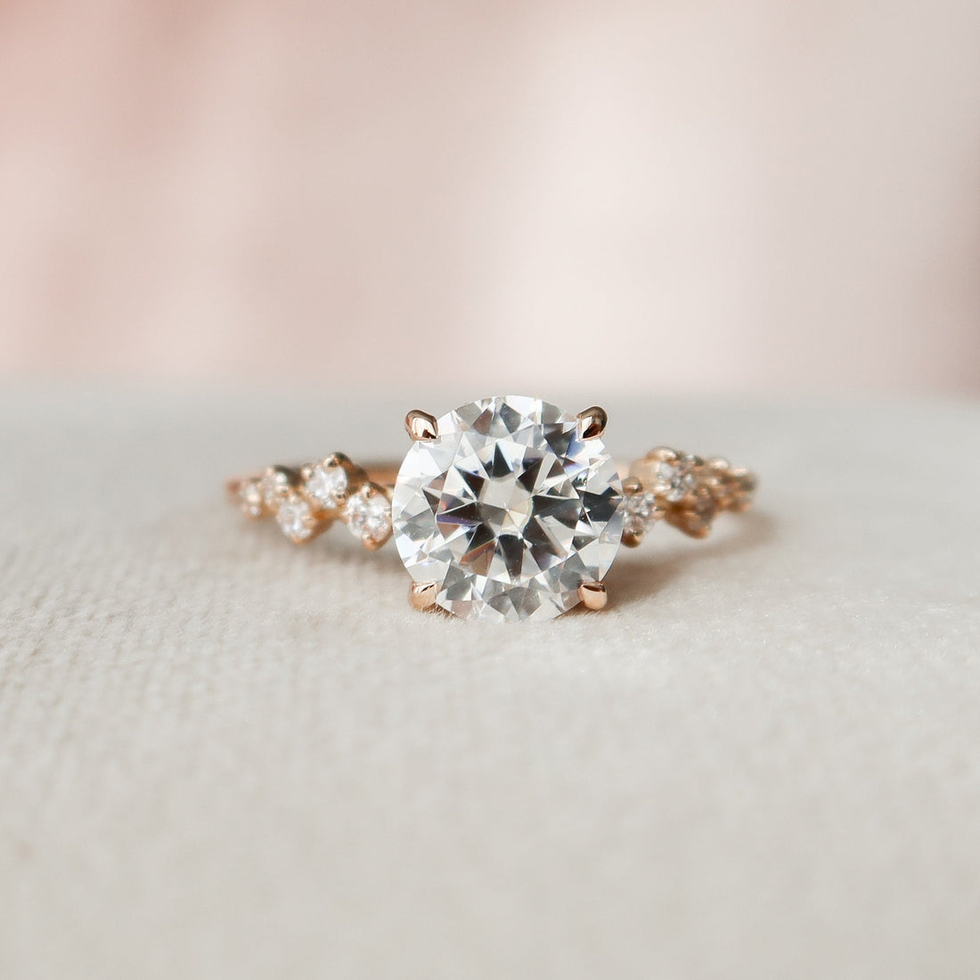 2.0CT Round Brilliant Cut Moissanite Cluster Diamond Engagement Ring