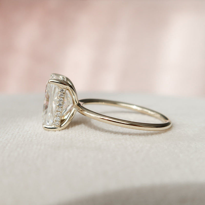 4.50CT Radiant Moissanite Solitaire Hidden Halo Setting Engagement Ring