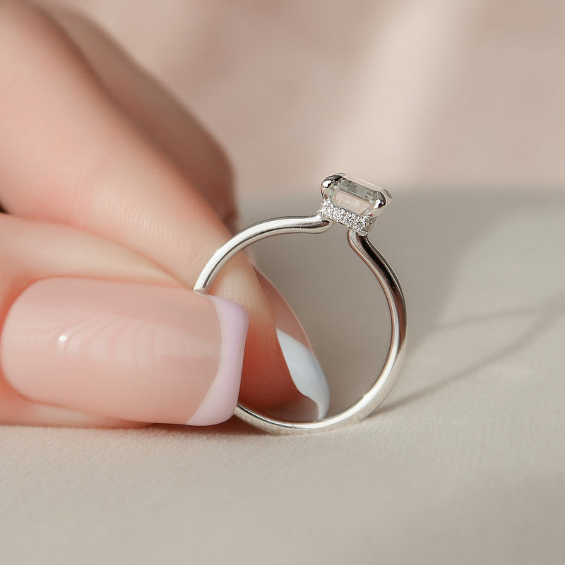 1.60CT Emerald Cut Solitaire Style Moissanite Diamond Engagement Ring