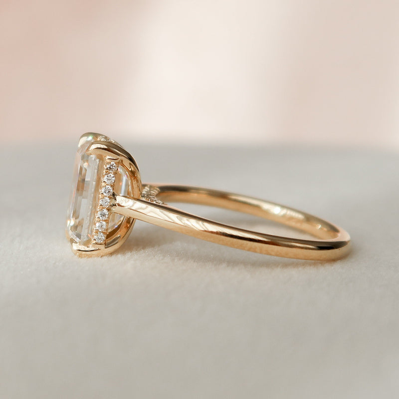 3.0CT Emerald Moissanite Solitaire Hidden Halo Setting Diamond Engagement Ring