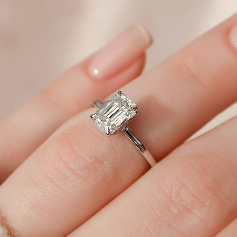 1.60CT Emerald Cut Solitaire Style Moissanite Diamond Engagement Ring