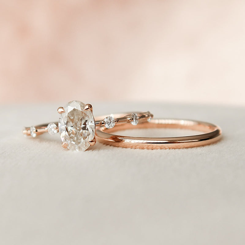 1.0CT Oval Cut Moissanite Solitaire Bridal Ring Set