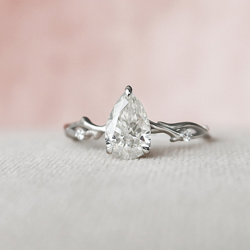 1.0CT Pear Cut Nature Inspired Moissanite Diamond Engagement Ring