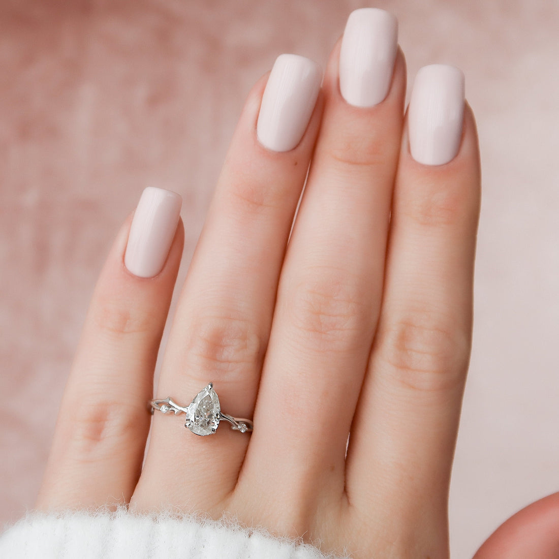 1.0CT Pear Cut Nature Inspired Moissanite Diamond Engagement Ring