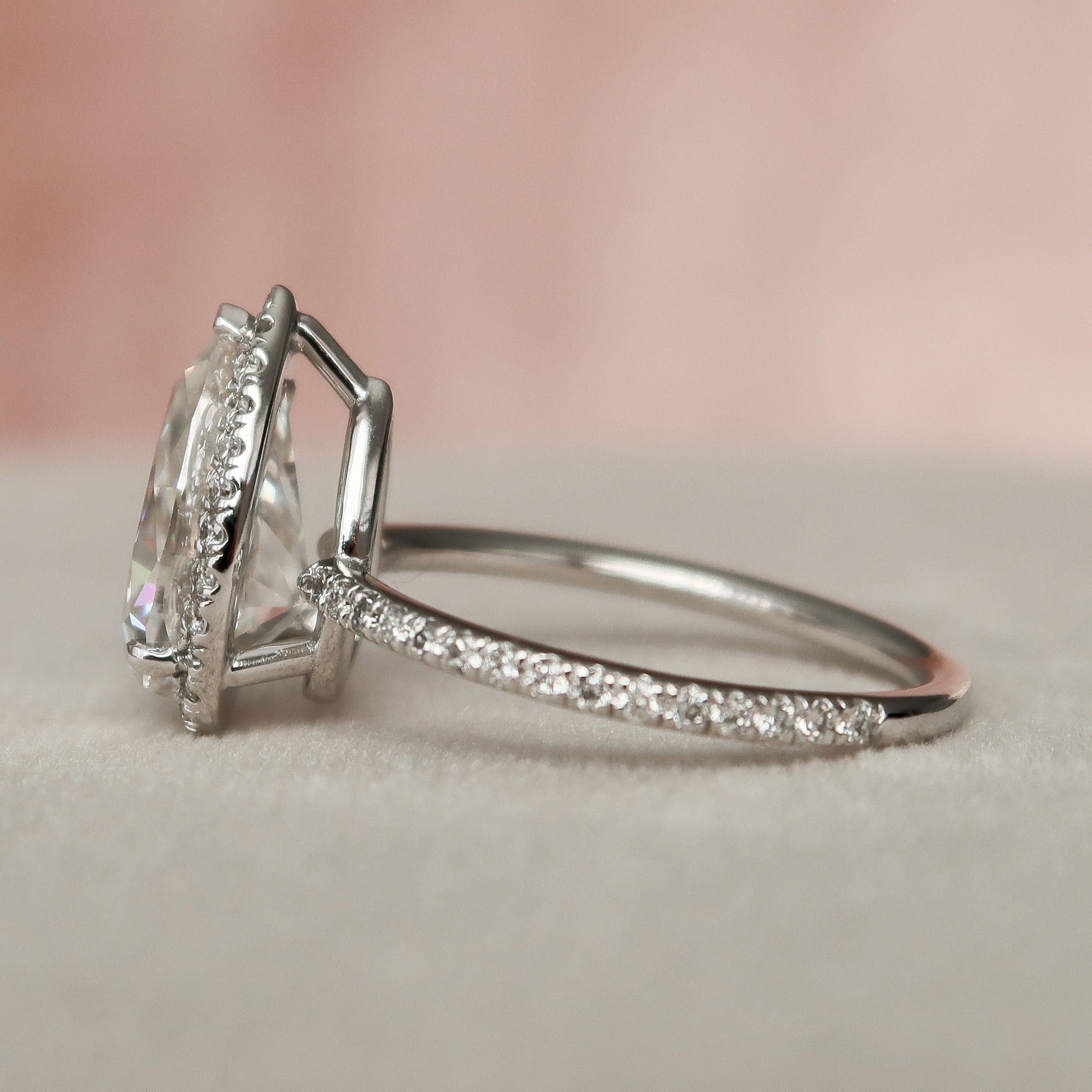 2.0CT Pear Moissanite Halo Pave Setting Engagement Ring