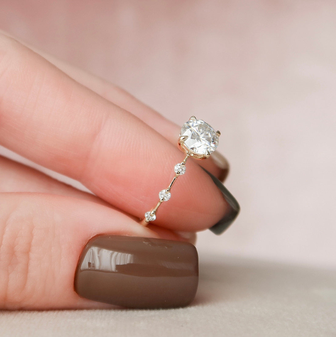 1.0CT Round Cut Solitaire Dainty Style Moissanite Engagement Ring