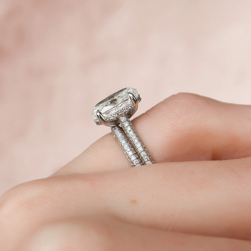 3.55 CT Oval Cut Moissanite Solitaire Bridal Ring Set