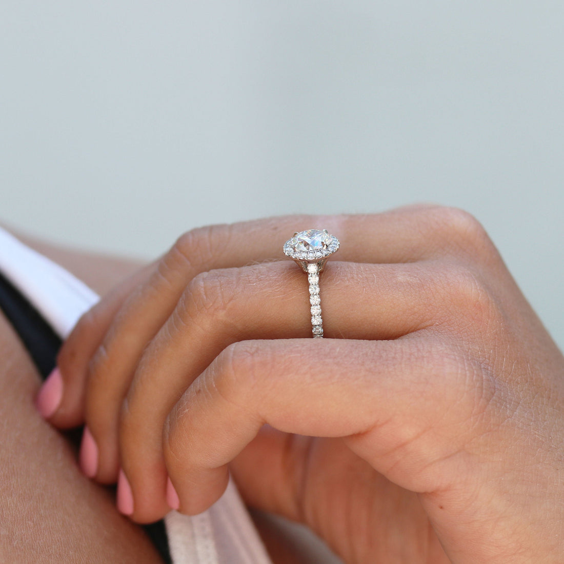 2.25CT Round Brilliant Cut Moissanite Halo Pave Setting Engagement Ring