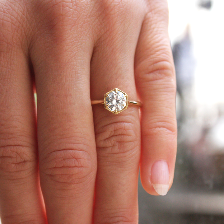 1.0CT Round Cut Hexagon Style Solitaire Moissanite Engagement Ring