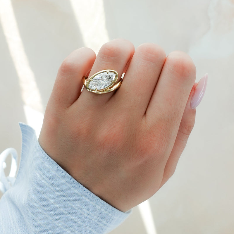 modern-marquise-solitaire-v-prong-setting