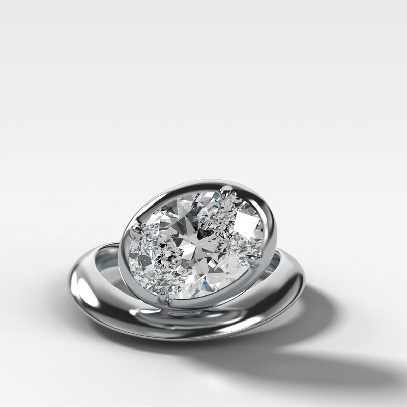 modern-organic-style-diamond-ring-yellow-gold.