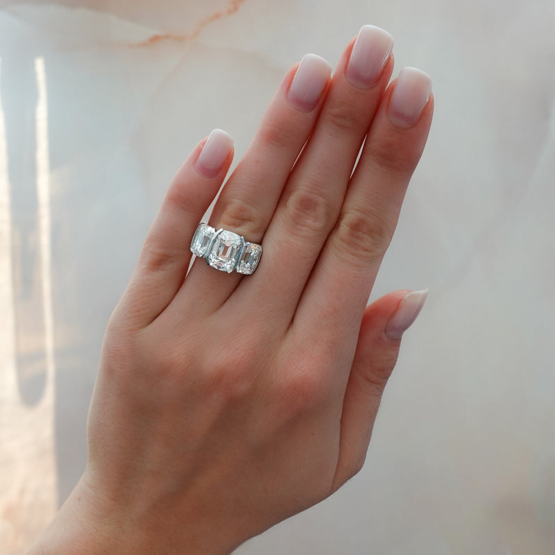 modern-vintage-diamond-ring-yellow-gold