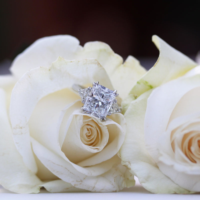 4.0CT Radiant Cut Moissanite 3 Stones Engagement Ring