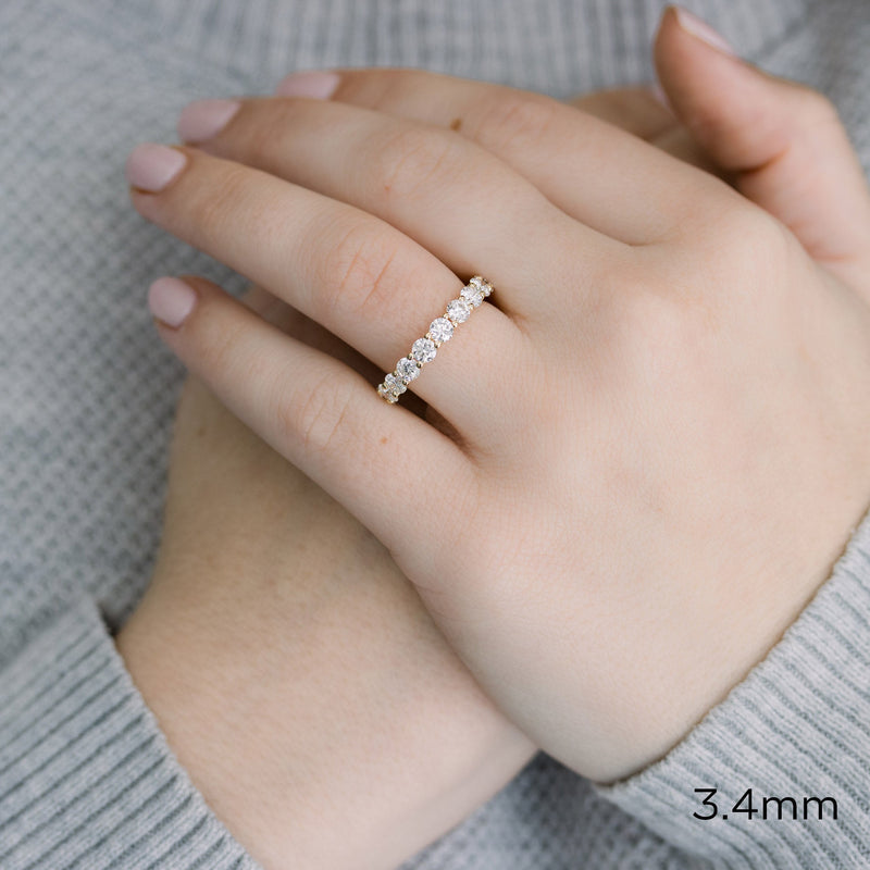 2.7mm Round Brilliant Cut Full Eternity Diamond Wedding Band