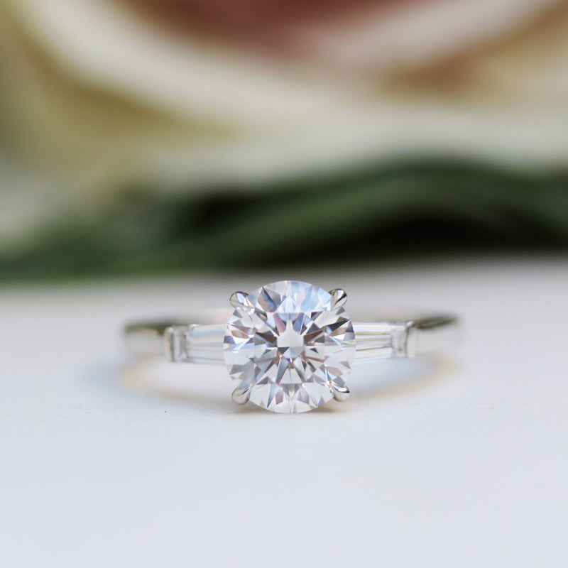 2.0CT Round Brilliant Cut Moissanite 3 Stones Engagement Ring