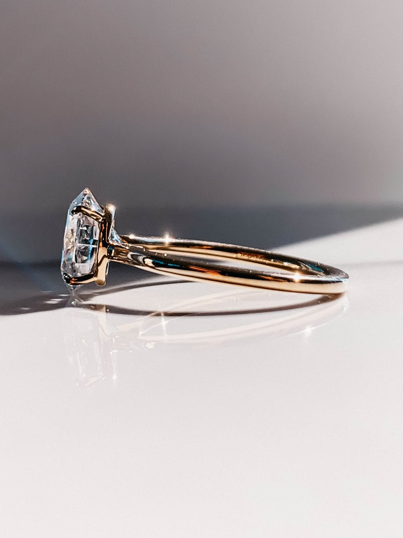 3.0CT Oval Cut Moissanite Solitaire Diamond Engagement Ring