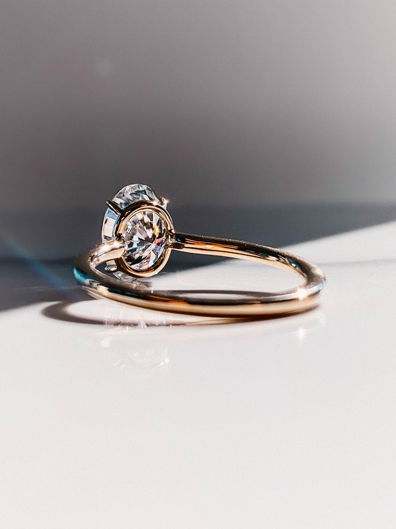 3.0CT Oval Cut Moissanite Solitaire Diamond Engagement Ring