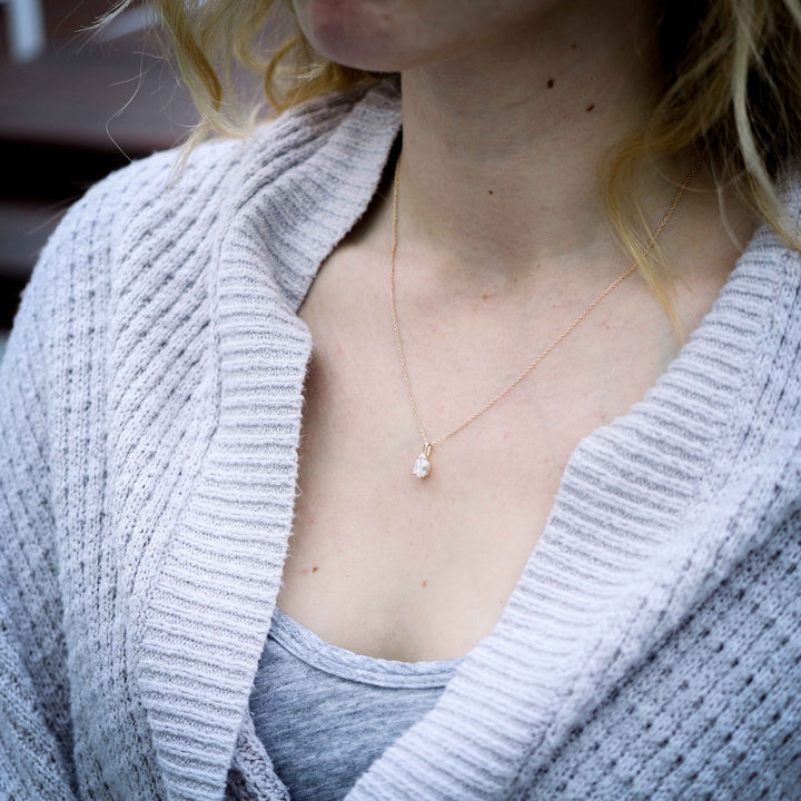 0.50CT-1.0CT Pear Cut Moissanite Solitaire Layering Necklace